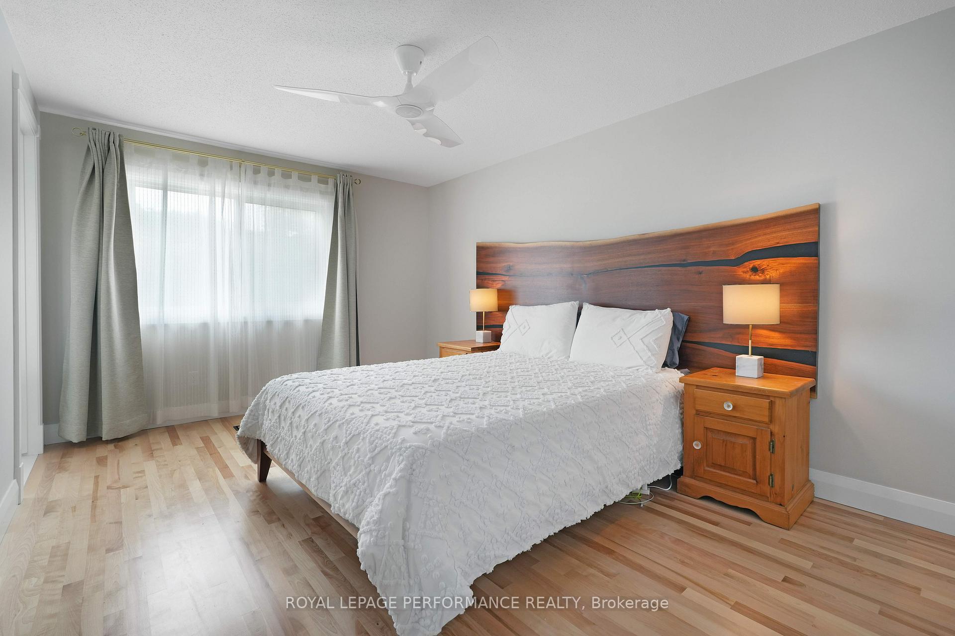 Photo 13 of Unit 24, 2415 Southvale Crescent, Ottawa, Sheffield Glen/Industrial Park — HOMEH
