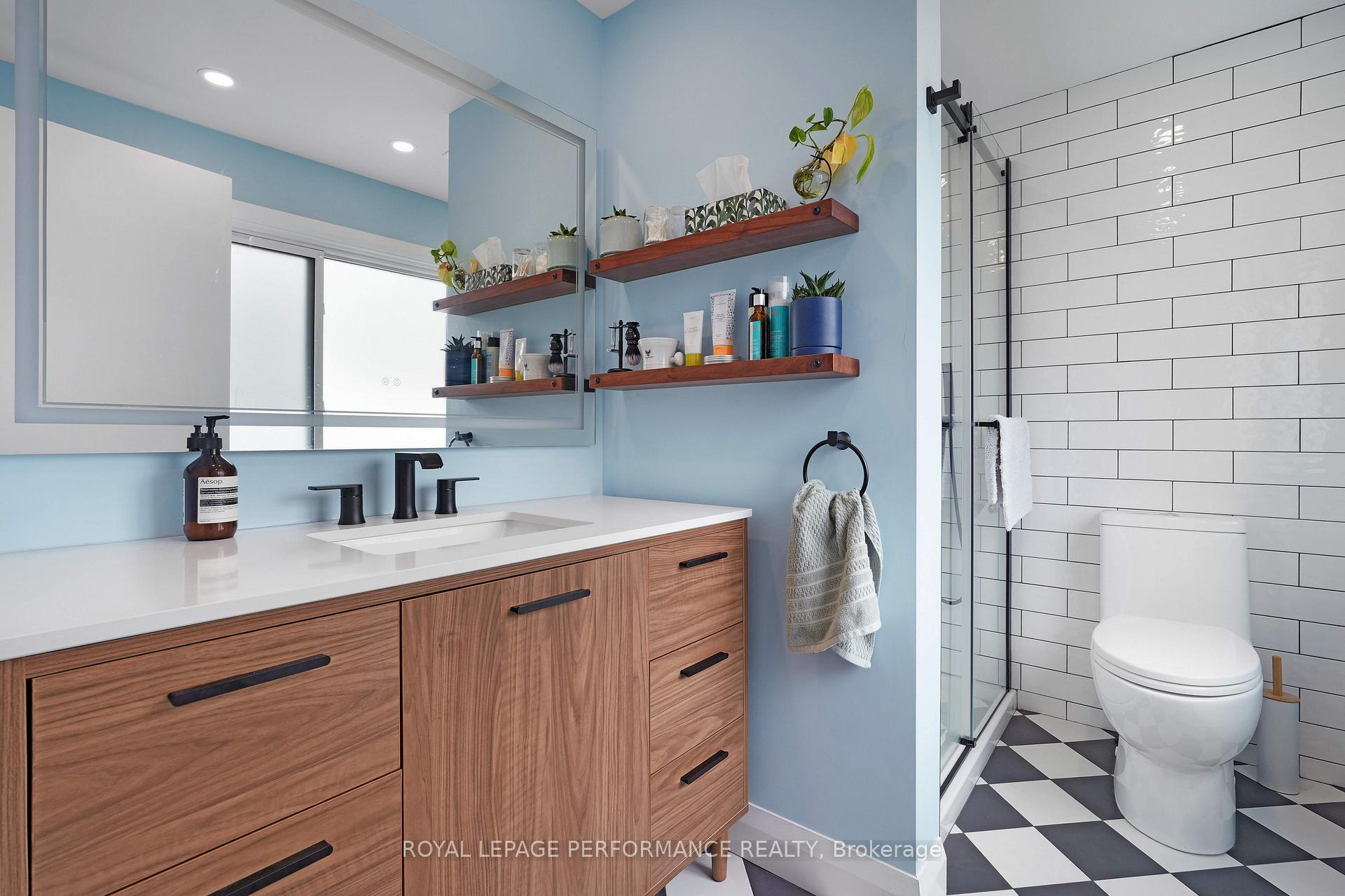 Photo 17 of Unit 24, 2415 Southvale Crescent, Ottawa, Sheffield Glen/Industrial Park — HOMEH