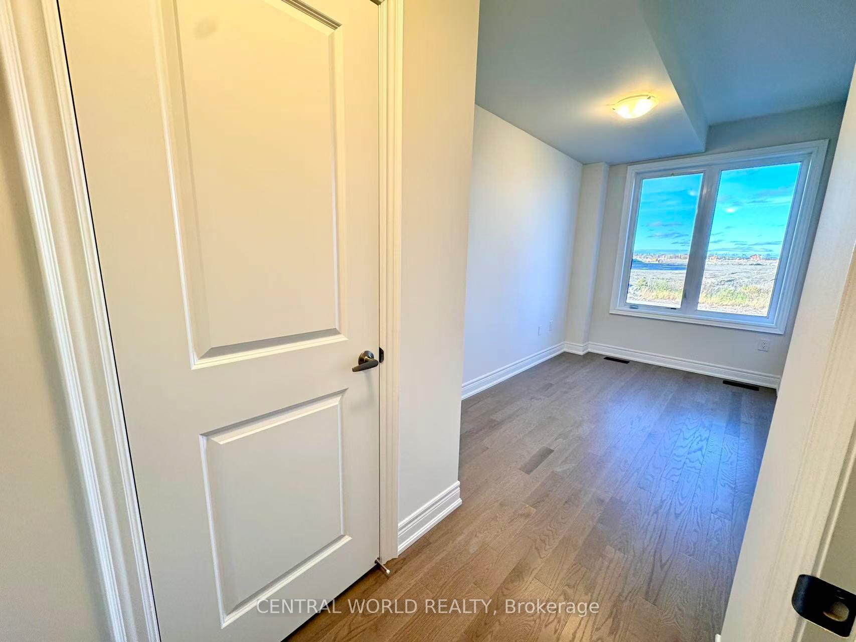 Photo 11 of 545 Vine Cliff Boulevard, Markham, Rural Markham — HOMEH