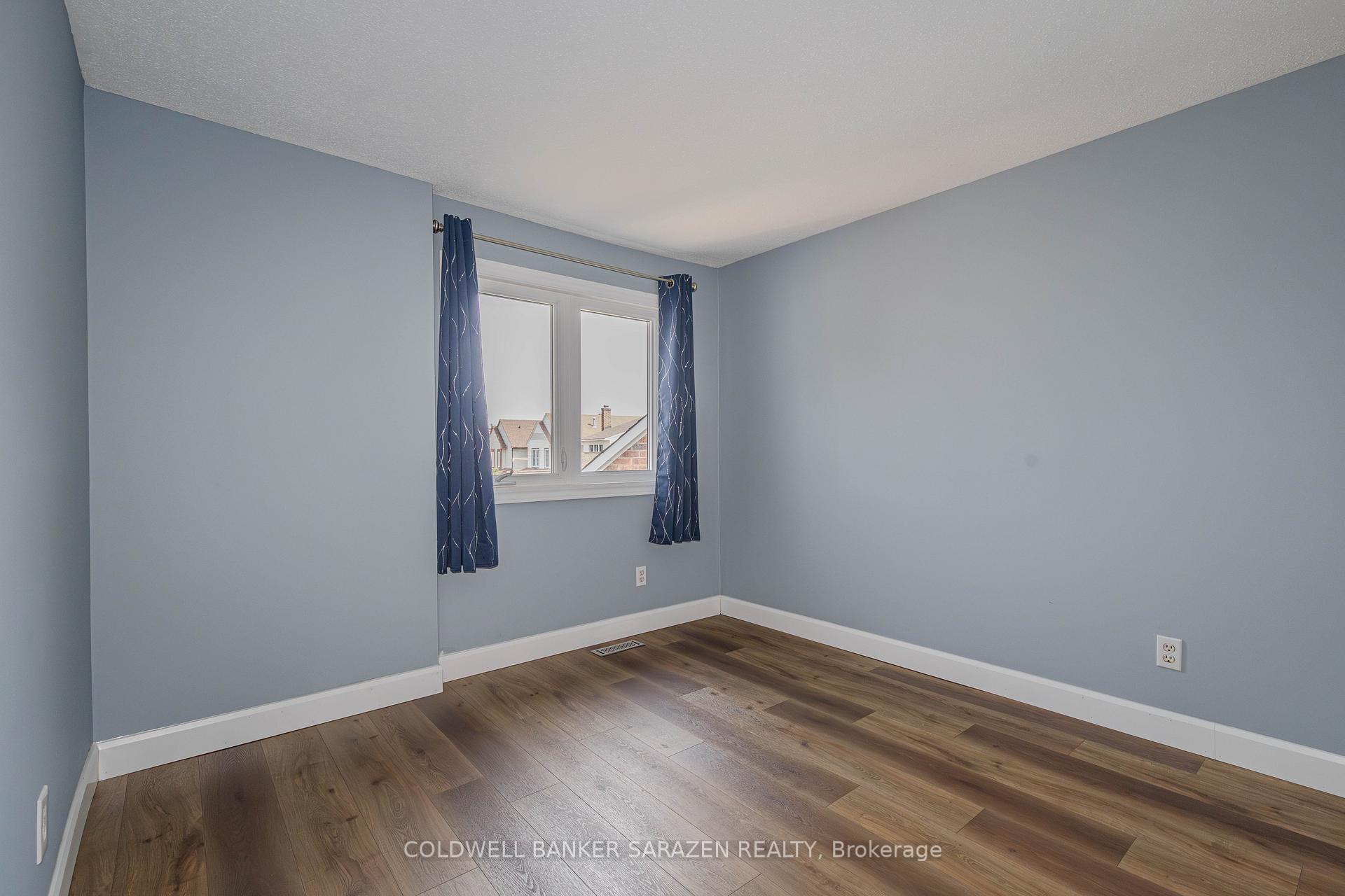 Photo 19 of 22 Crimson Gate, Ottawa, Hunt Club Park/Greenboro — HOMEH