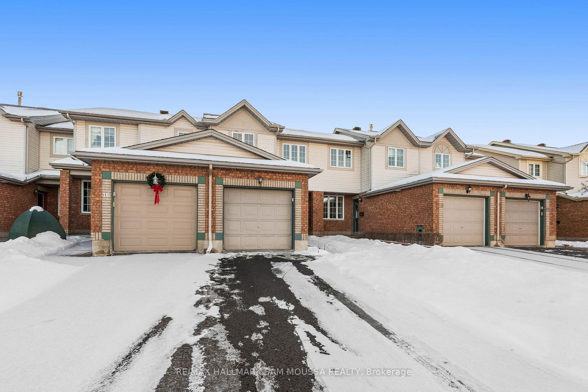 Photo 2 of 18 Drumso Street, Ottawa, Hunt Club Park/Greenboro — HOMEH