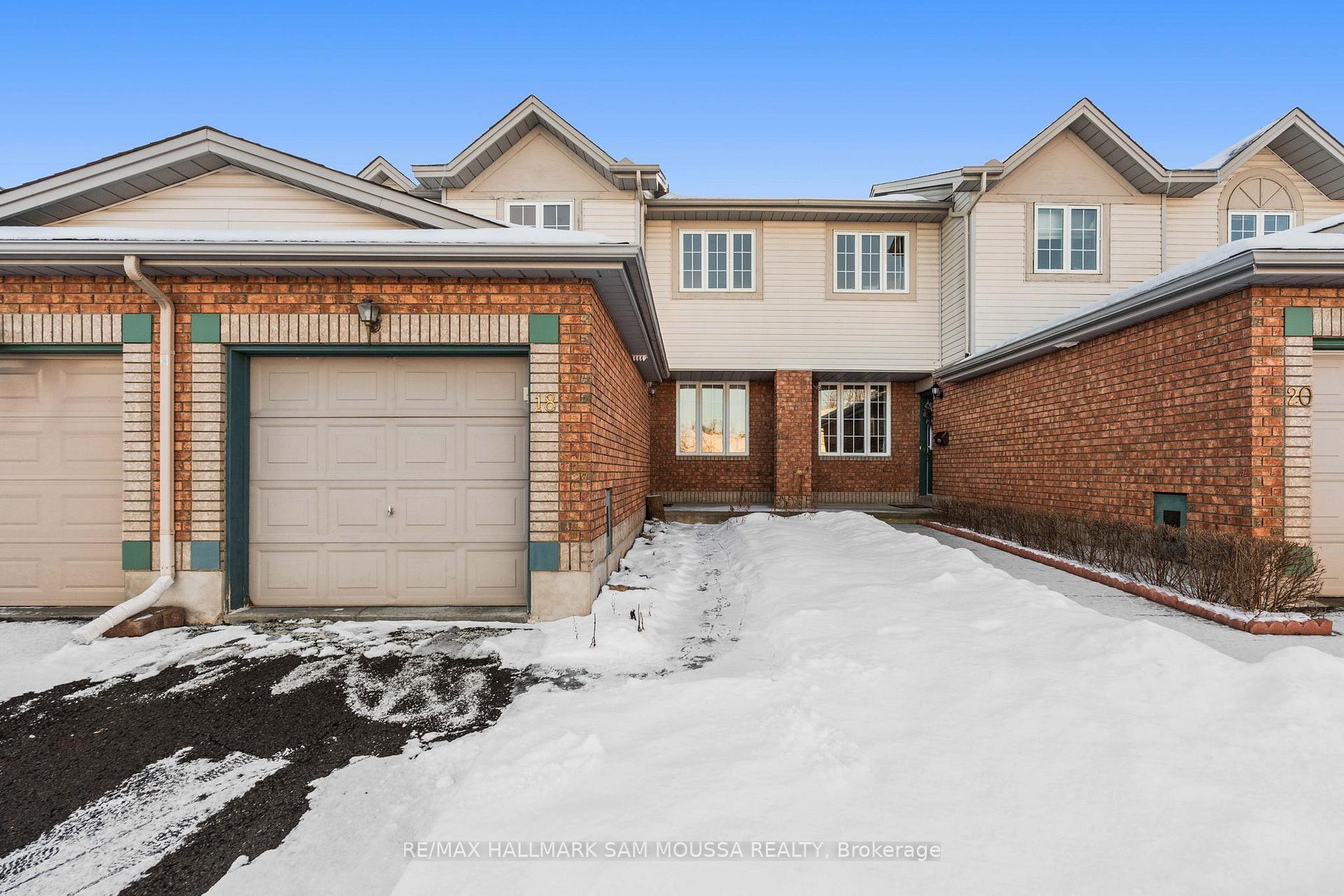 Photo 3 of 18 Drumso Street, Ottawa, Hunt Club Park/Greenboro — HOMEH