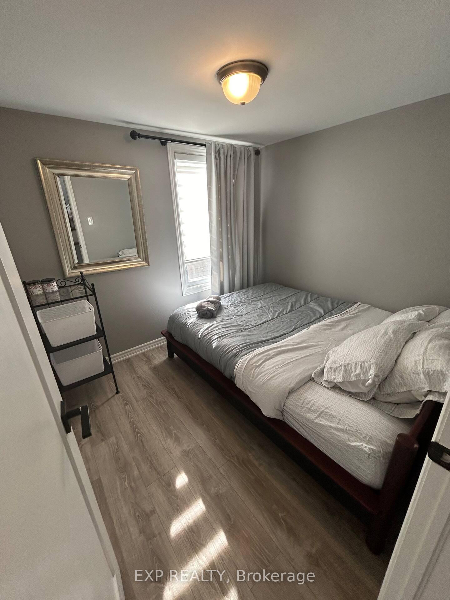 Photo 8 of 213 Makadewa Private, Ottawa, CFB Rockcliffe and Area — HOMEH