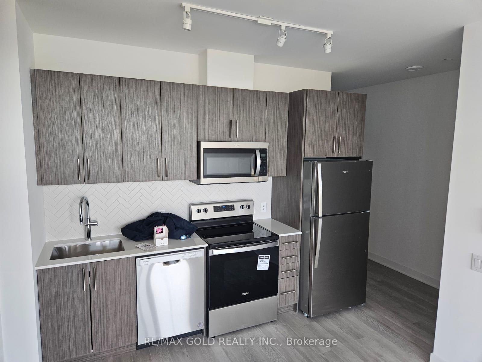 Front of Unit 820, 2782 Barton Street