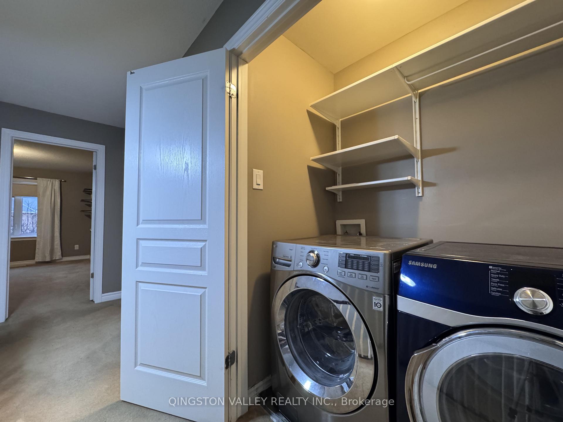 Photo 23 of 40 Torbec Avenue, Ottawa, Kanata - Kanata Lakes/Heritage Hills — HOMEH