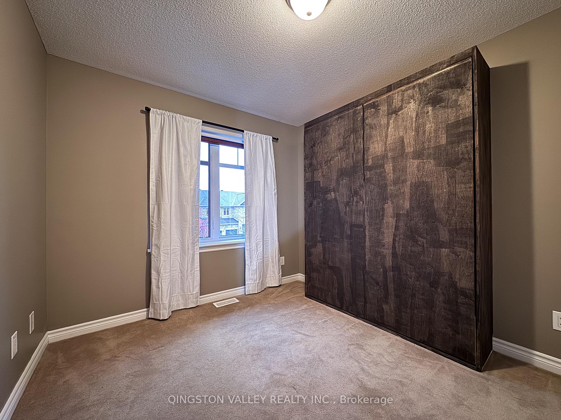 Photo 26 of 40 Torbec Avenue, Ottawa, Kanata - Kanata Lakes/Heritage Hills — HOMEH