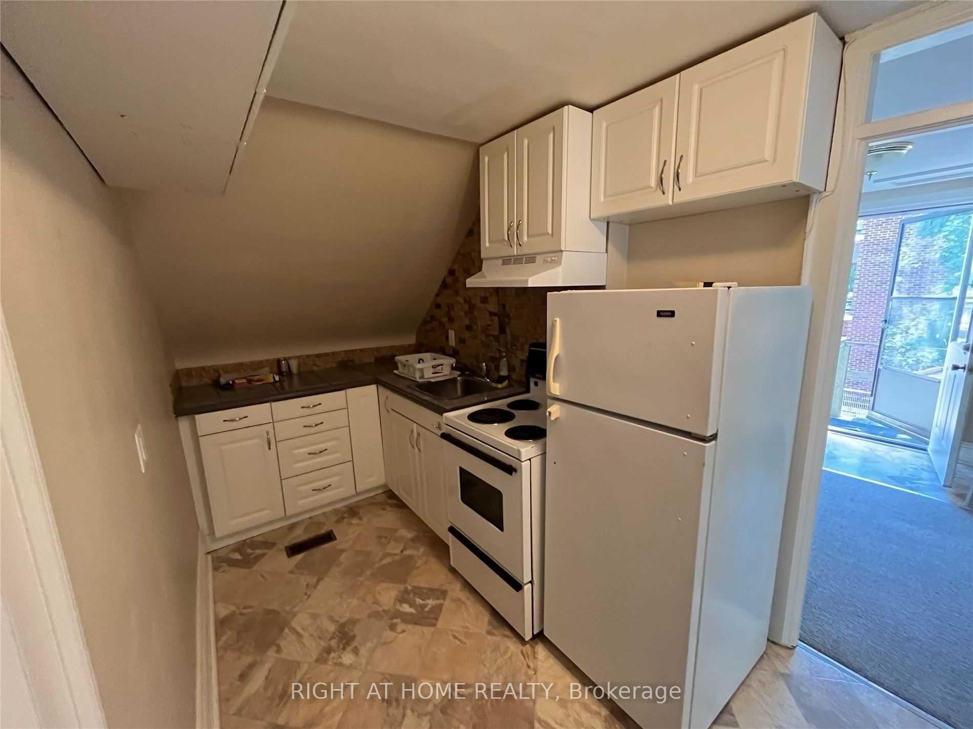Photo 6 of 4287 Queen (Upper Unit ) Street, Lincoln, Beamsville — HOMEH