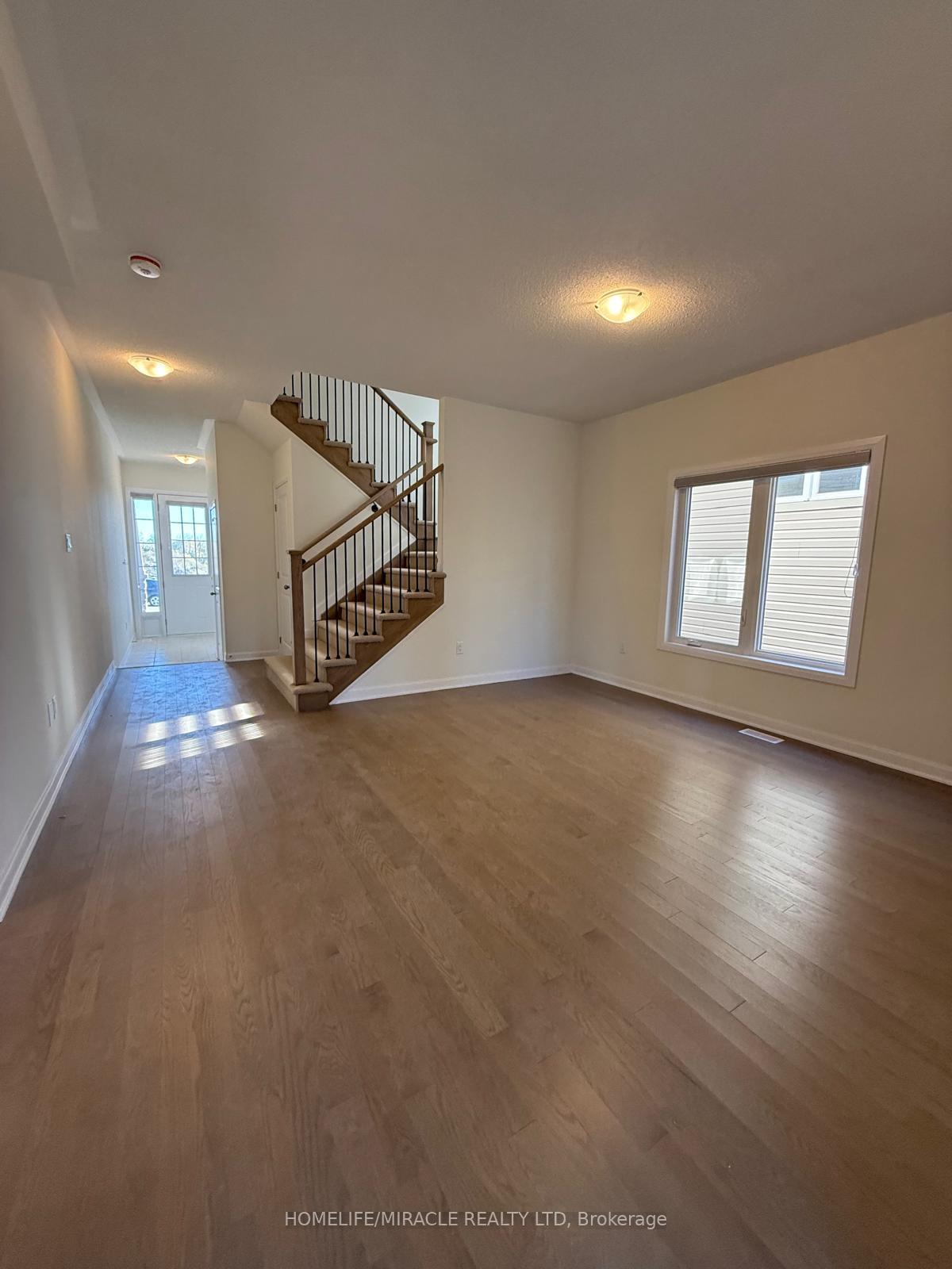 Photo 12 of 109 Windermere Boulevard, Loyalist, Bath — HOMEH