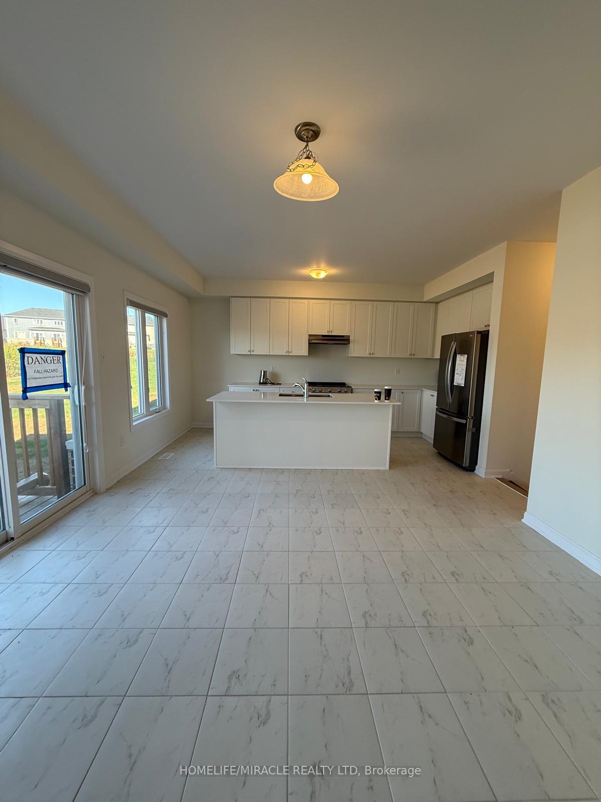 Photo 14 of 109 Windermere Boulevard, Loyalist, Bath — HOMEH