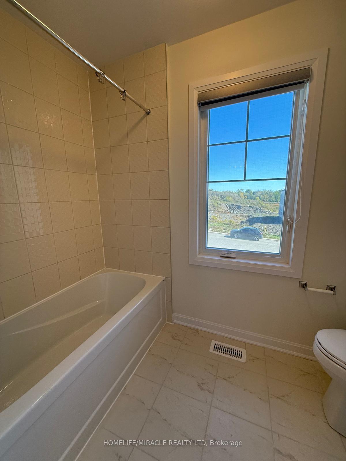 Photo 22 of 109 Windermere Boulevard, Loyalist, Bath — HOMEH