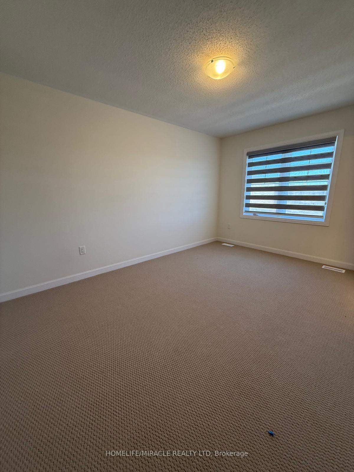 Photo 23 of 109 Windermere Boulevard, Loyalist, Bath — HOMEH