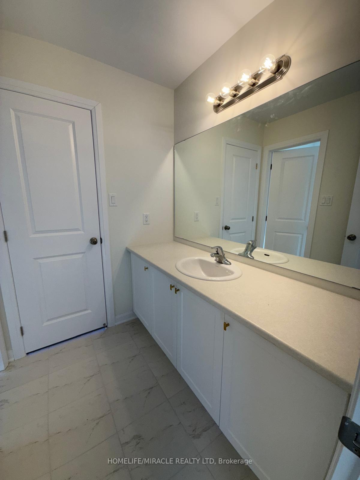 Photo 25 of 109 Windermere Boulevard, Loyalist, Bath — HOMEH