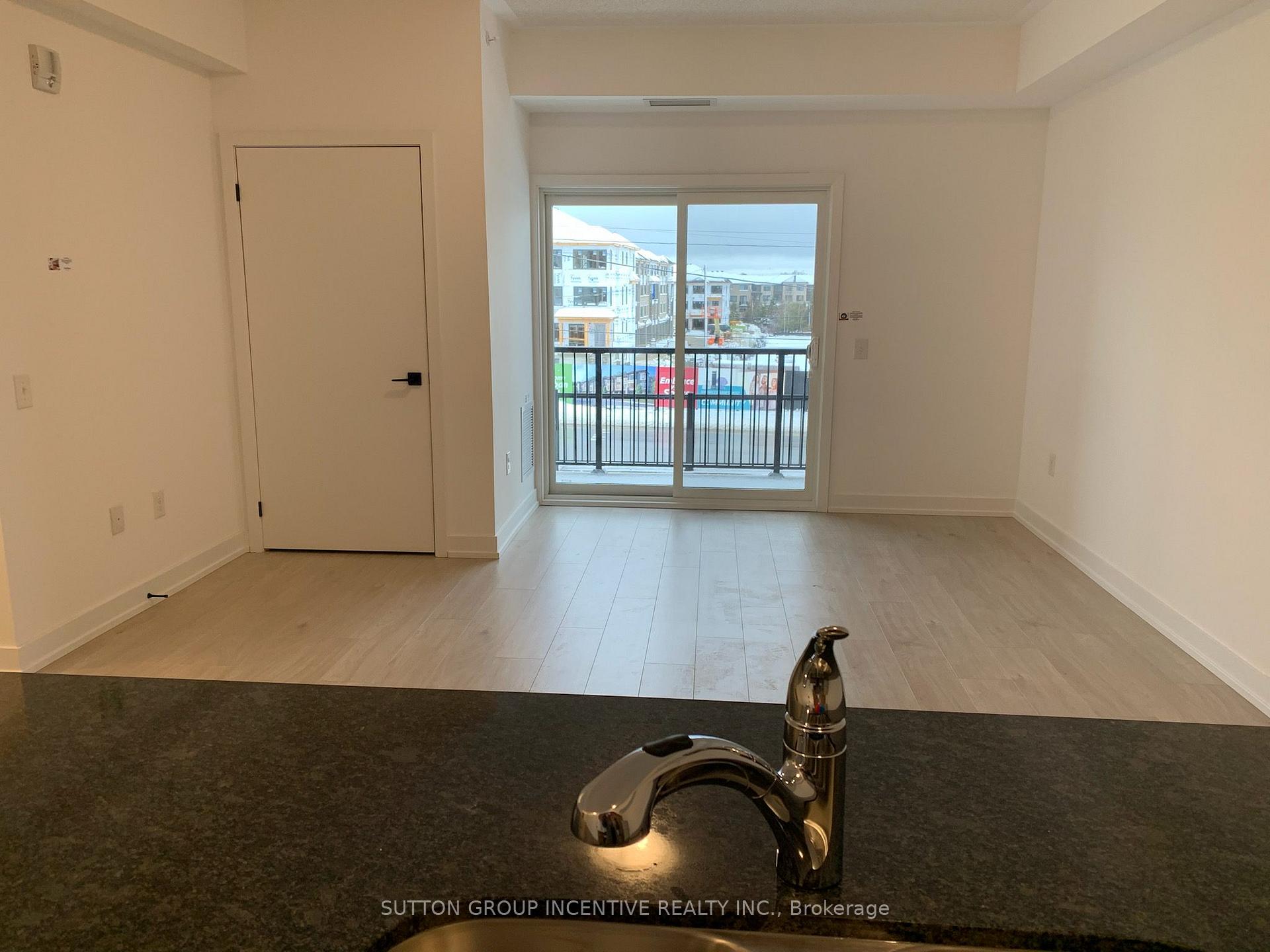 Photo 22 of Unit 106, 4 Spice Way, Barrie, Rural Barrie Southeast — HOMEH