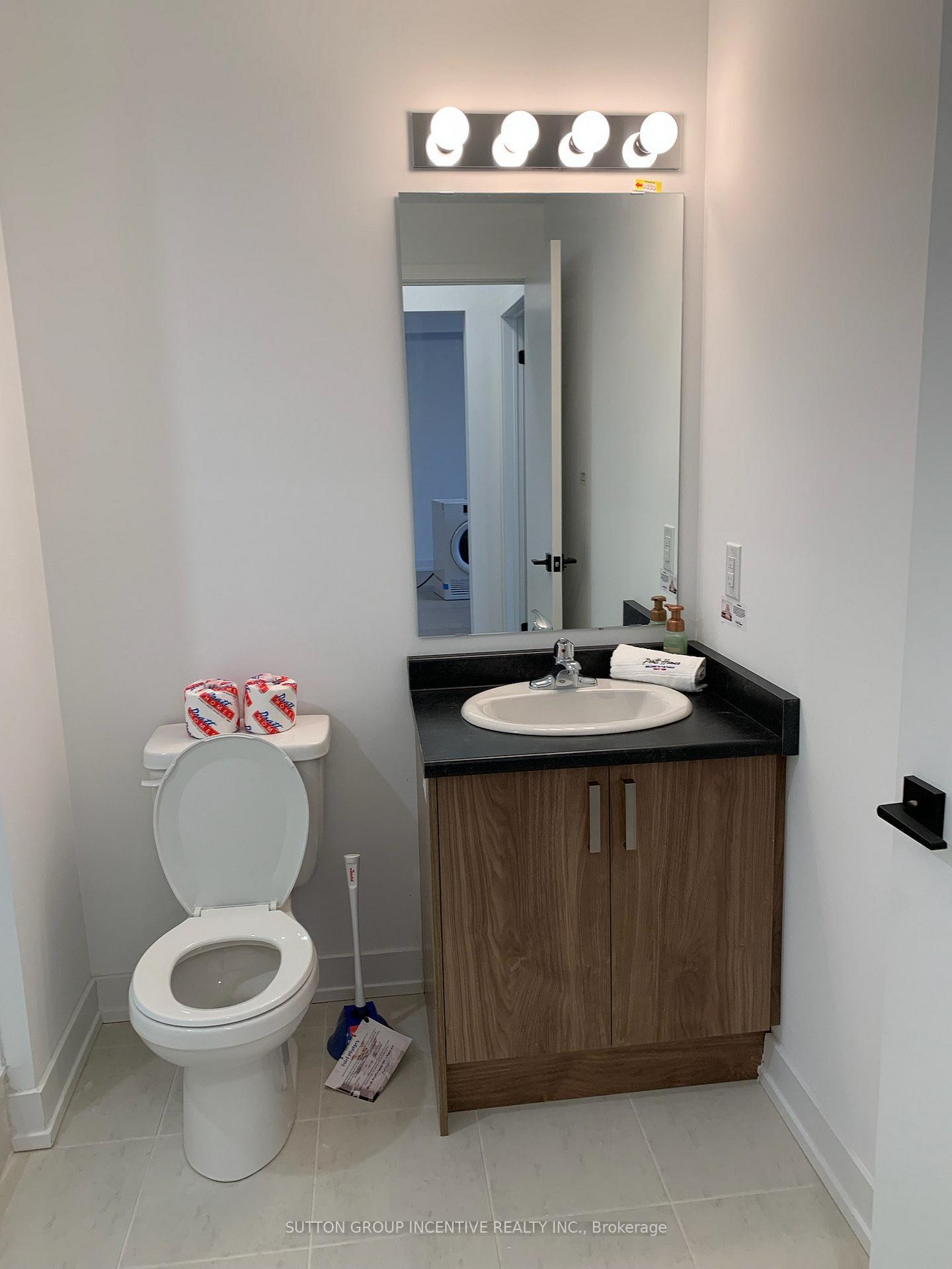 Photo 19 of Unit 106, 4 Spice Way, Barrie, Rural Barrie Southeast — HOMEH