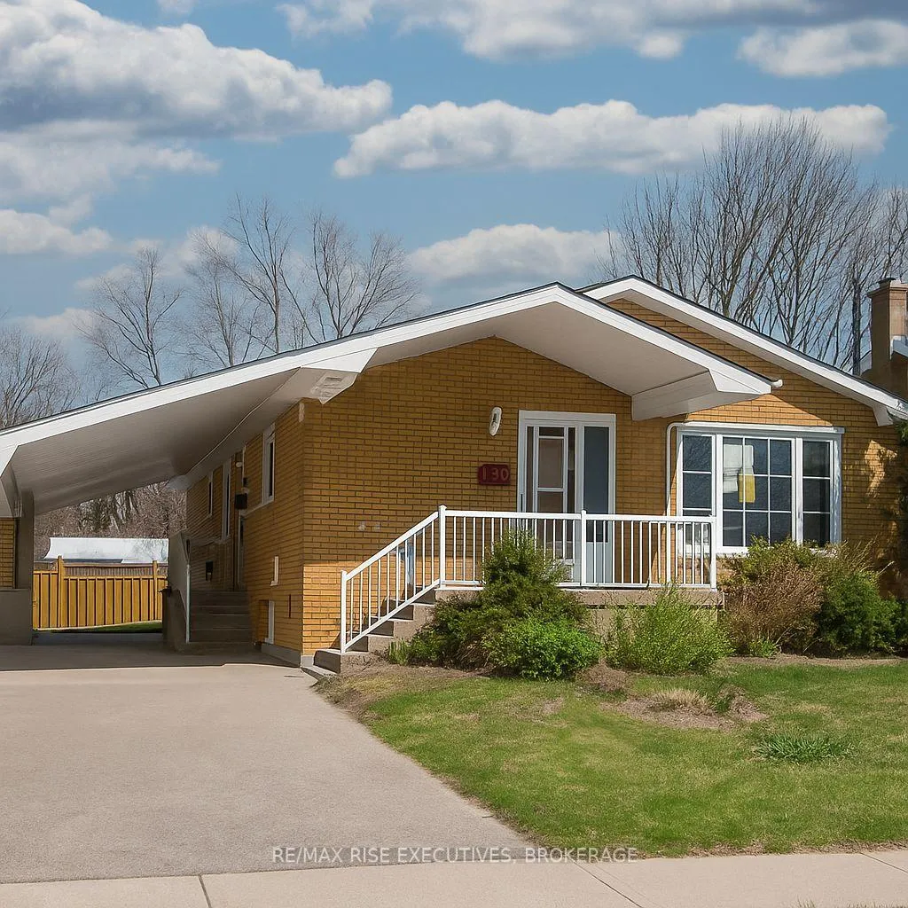 Front of Unit 2, 130 Weller Avenue