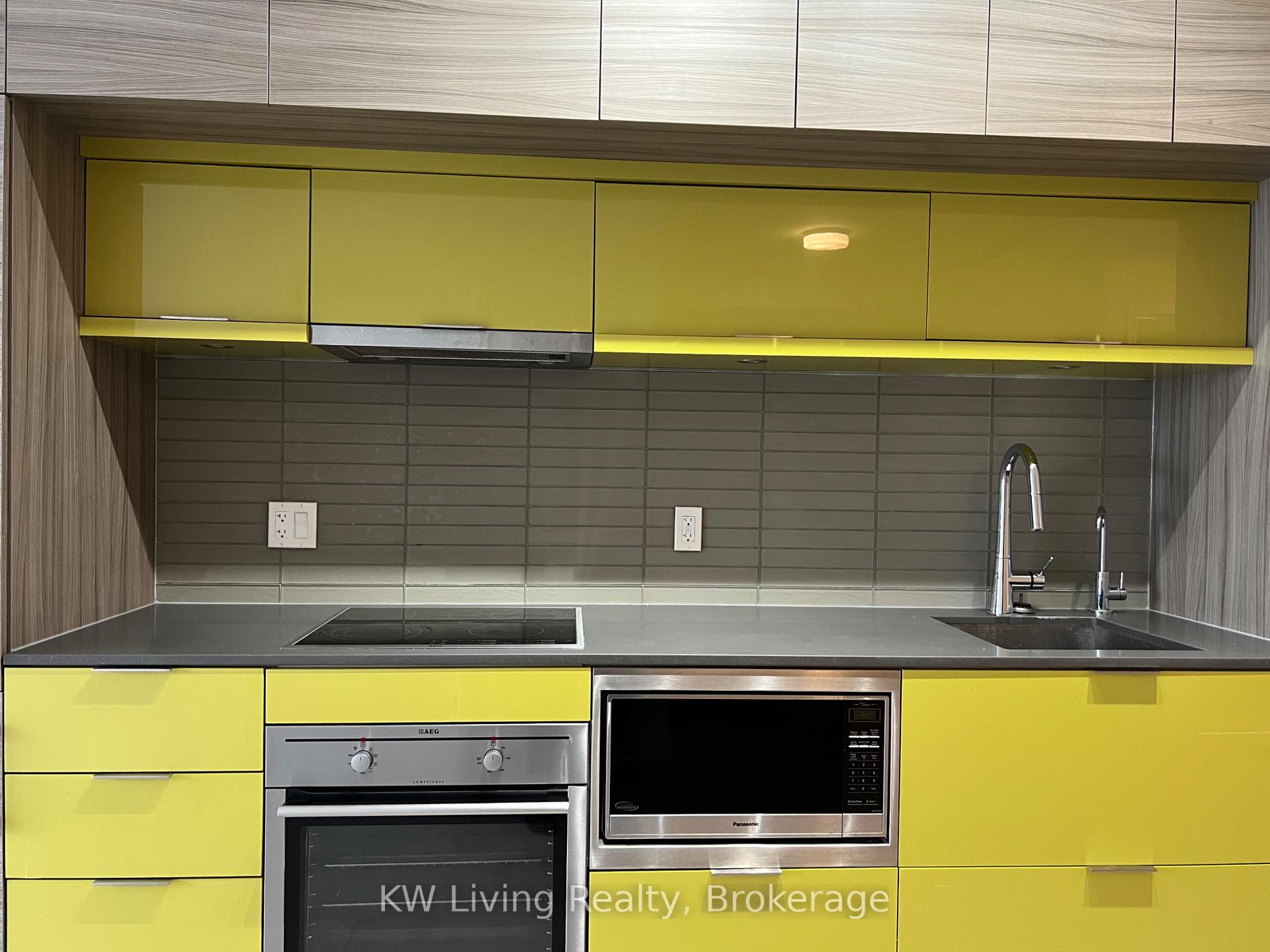 Photo 7 of Unit 4803, 88 Scott Street, Toronto, Church-Yonge Corridor — HOMEH