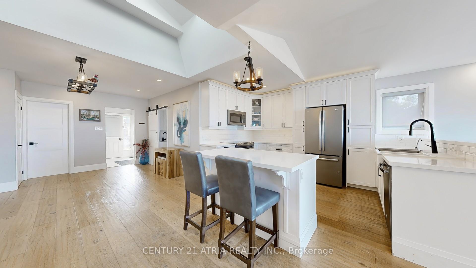 Photo 8 of 901 Adams Road, Innisfil, Alcona — HOMEH