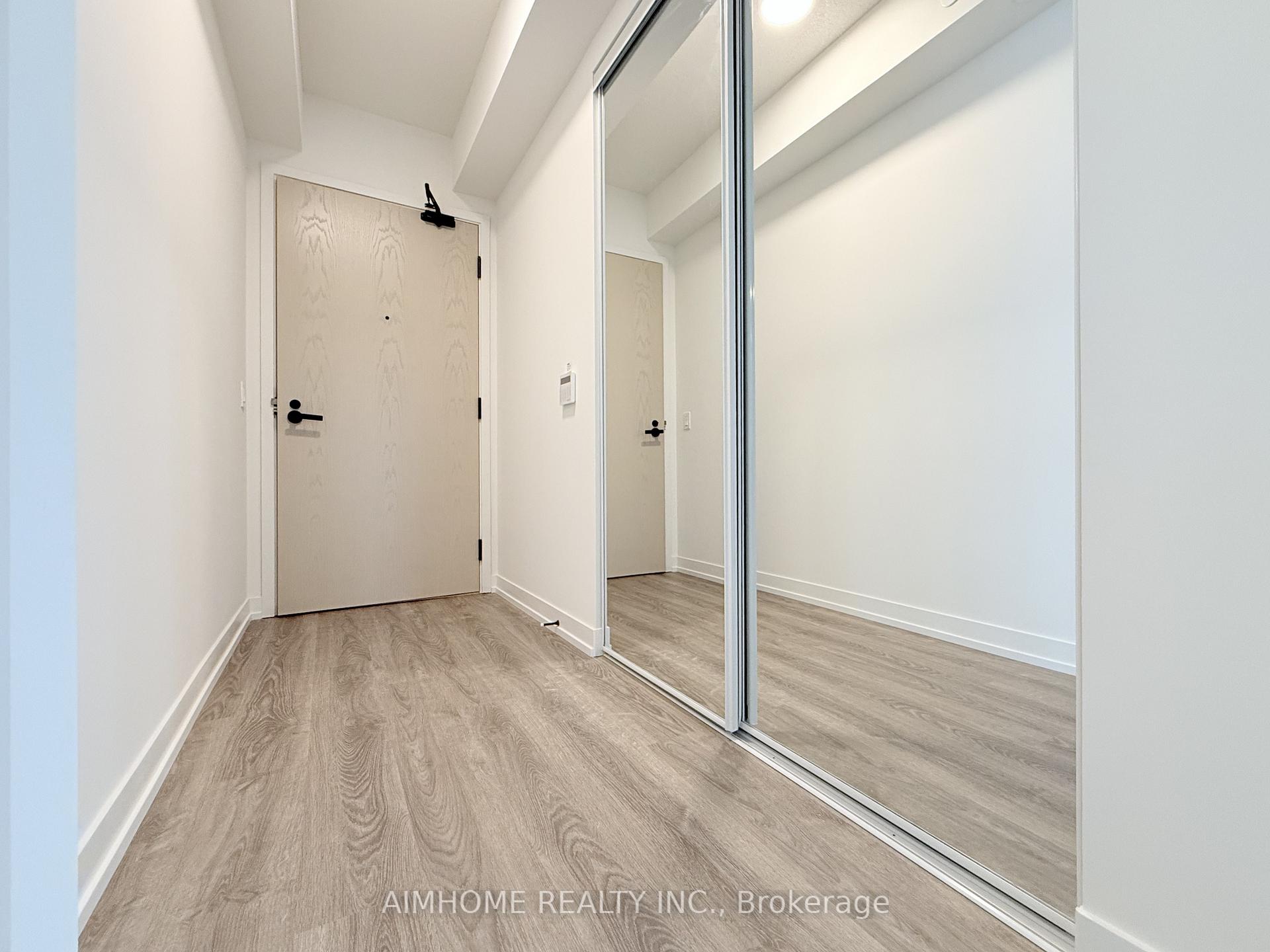 Photo 2 of Unit 3815, 195 Commerce Street, Vaughan, Vaughan Corporate Centre — HOMEH
