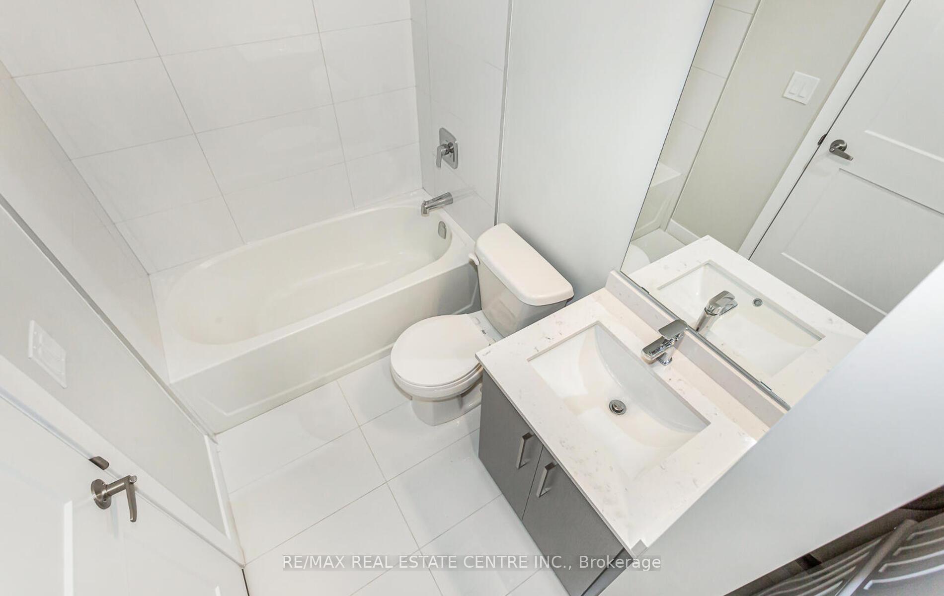 Photo 32 of Unit 2005, 15 Queen Street S, Hamilton, Central — HOMEH