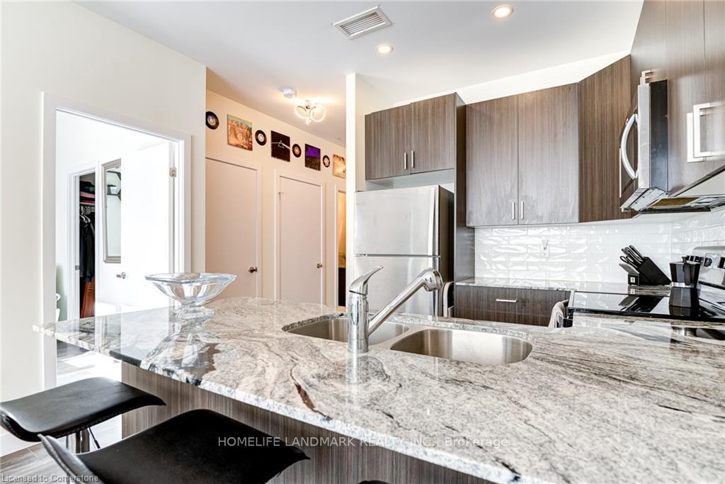 Photo 10 of Unit 605, 100 Garment Street, Kitchener, City Commercial Core — HOMEH