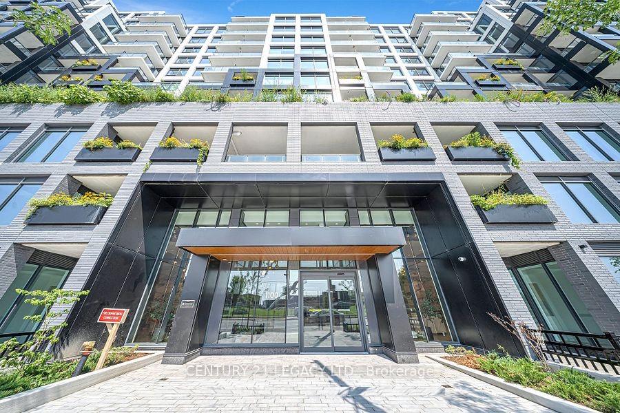 Front of Unit 331, 1100 Sheppard Avenue W