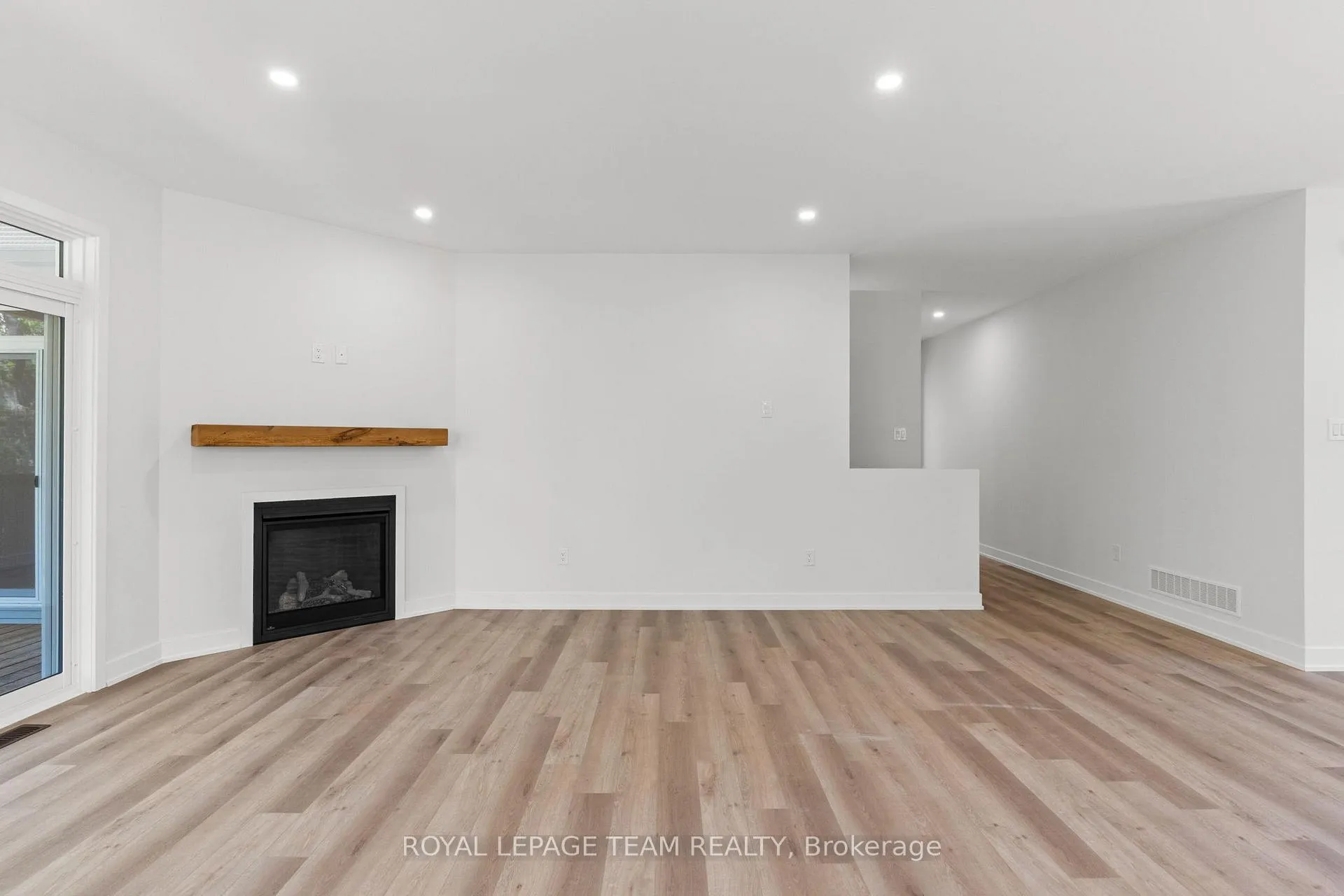 Photo 15 of 80 Hogan Drive, McNab/Braeside, Mcnab/Braeside Twps — HOMEH