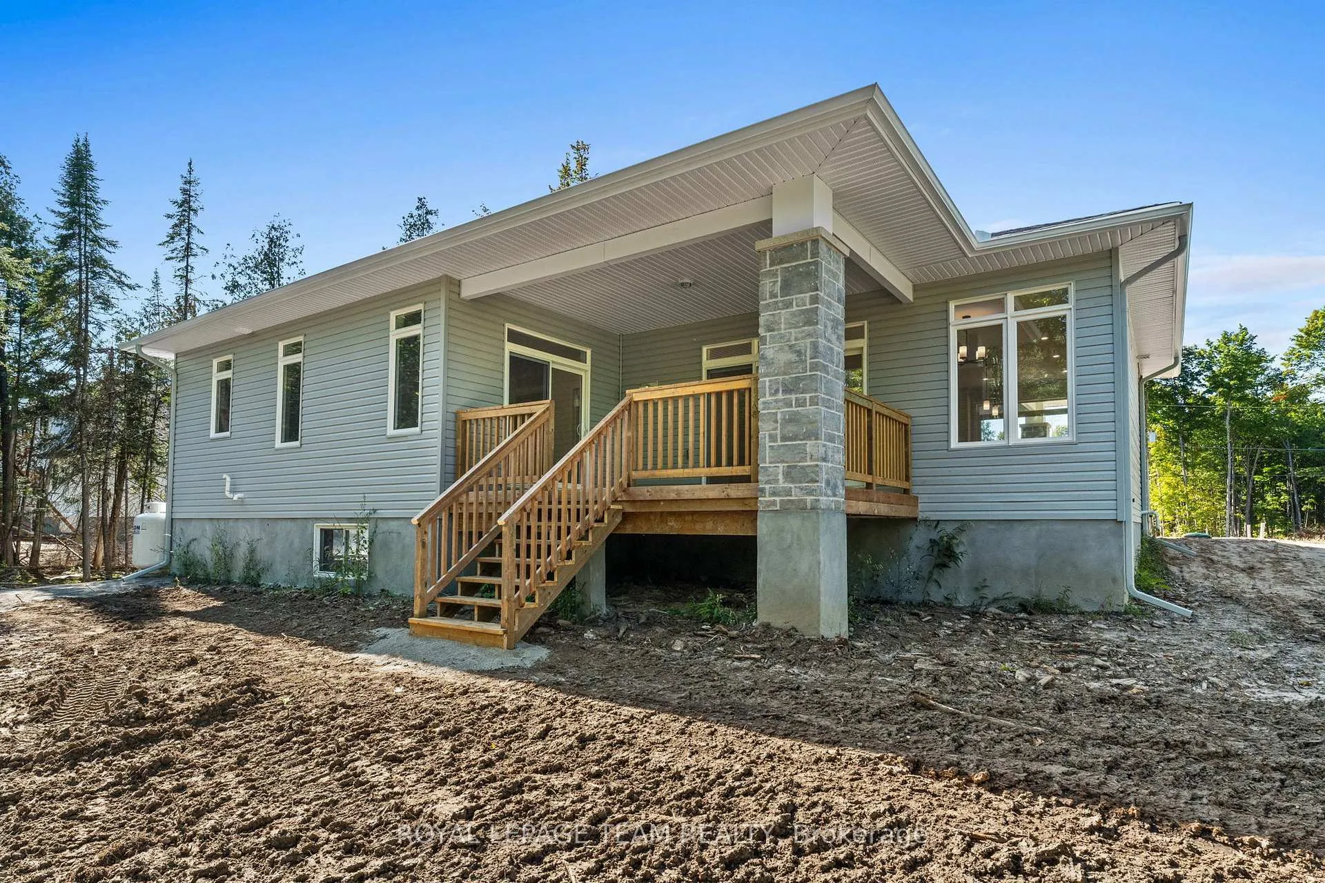 Photo 34 of 80 Hogan Drive, McNab/Braeside, Mcnab/Braeside Twps — HOMEH
