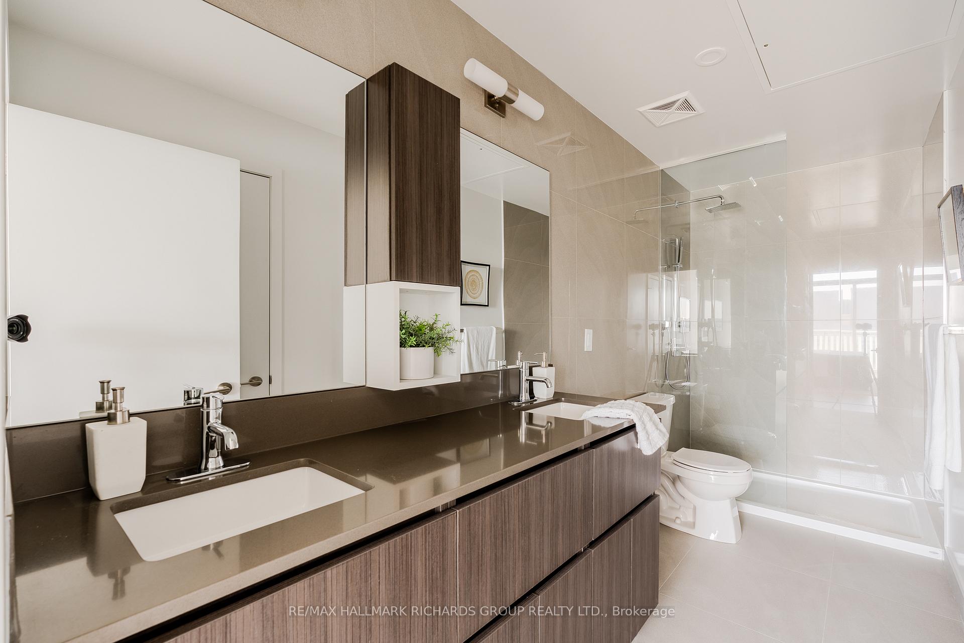 Photo 5 of Unit 1408, 45 Baseball Place, Toronto, South Riverdale — HOMEH