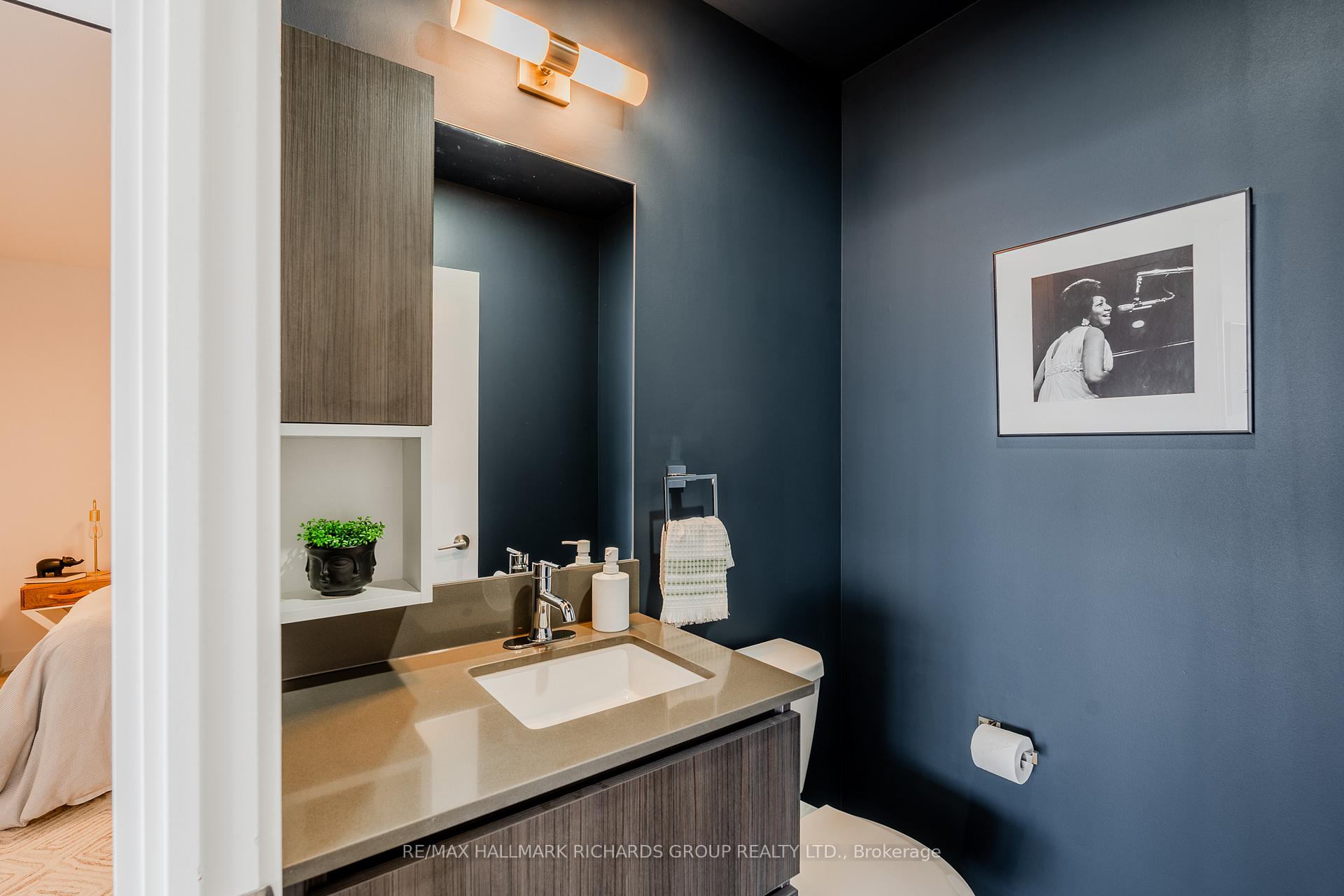 Photo 12 of Unit 1408, 45 Baseball Place, Toronto, South Riverdale — HOMEH