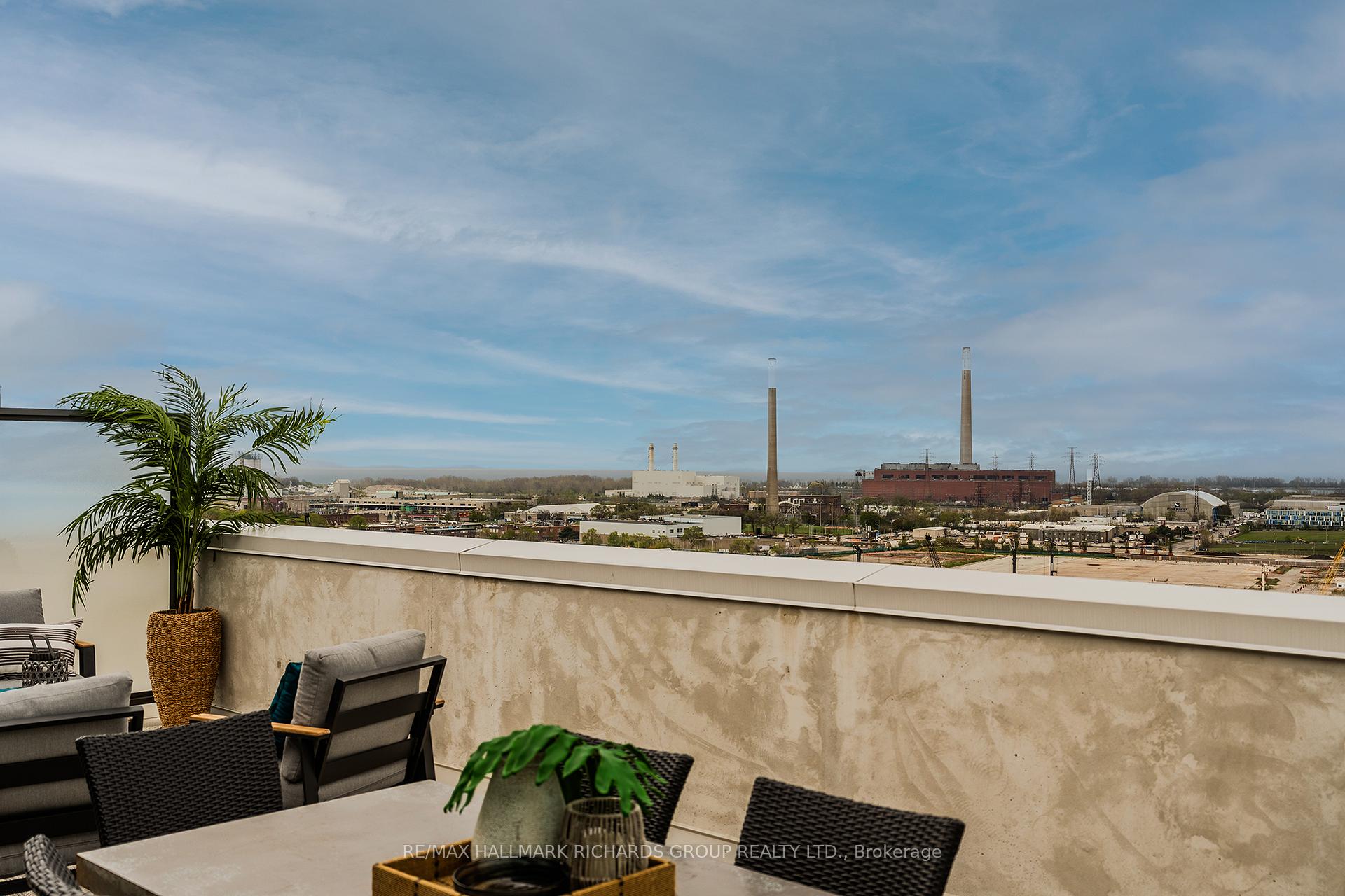 Photo 8 of Unit 1408, 45 Baseball Place, Toronto, South Riverdale — HOMEH