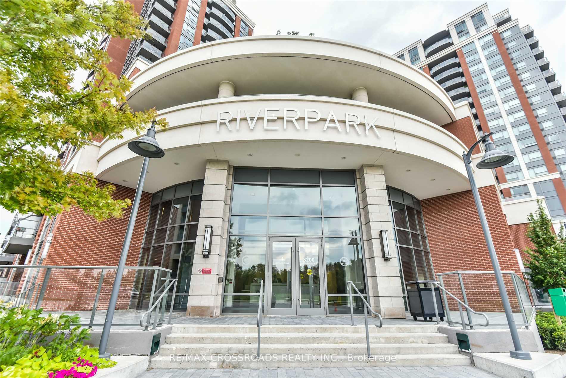 Photo 2 of Unit 211, 8200 Birchmount Road, Markham, Unionville — HOMEH
