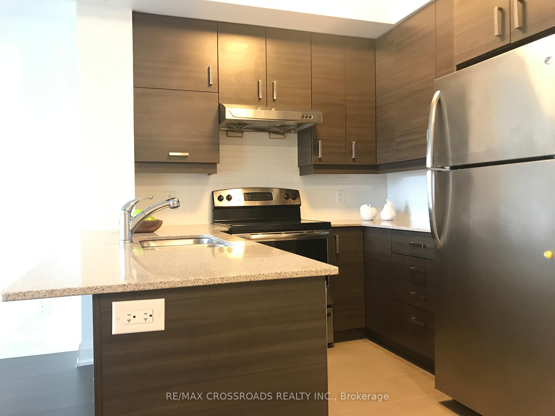 Photo 14 of Unit 211, 8200 Birchmount Road, Markham, Unionville — HOMEH
