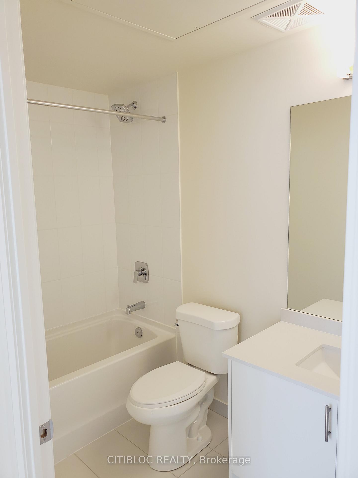 Photo 6 of Unit 2512, 8960 Jane Street, Vaughan, Vellore Village — HOMEH