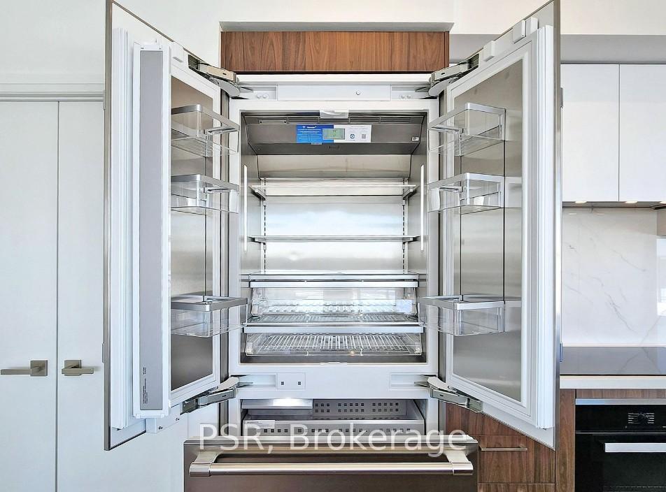 Photo 3 of Unit 718, 33 Frederick Todd Way, Toronto, Thorncliffe Park — HOMEH