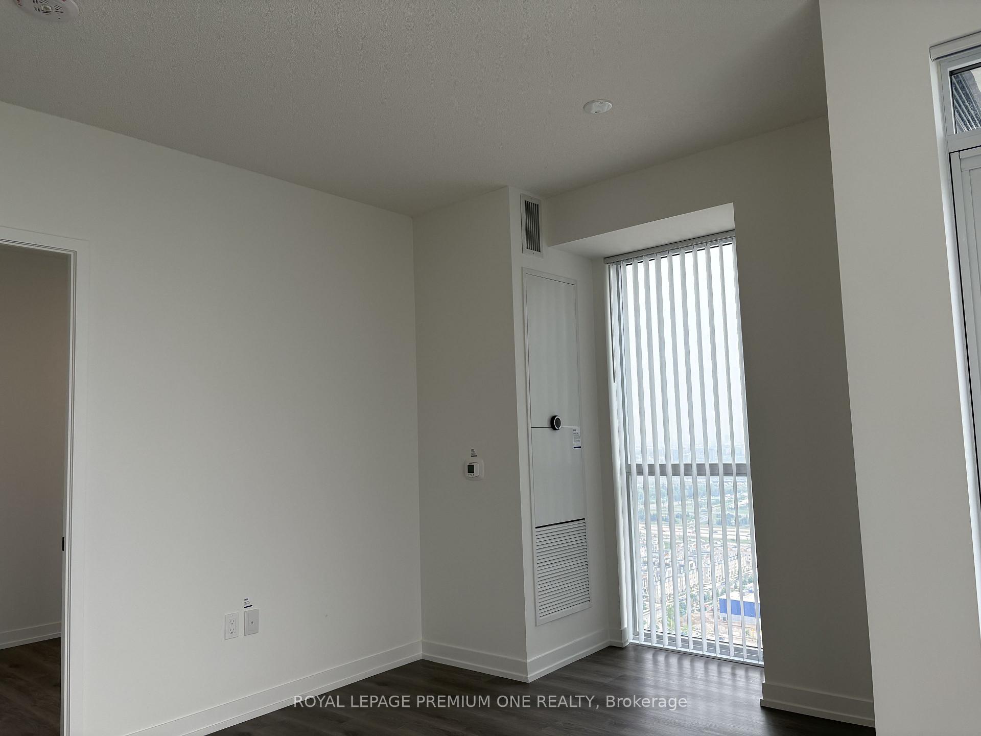 Photo 2 of Unit 4006, 225 Commerce Street, Vaughan, Vaughan Corporate Centre — HOMEH