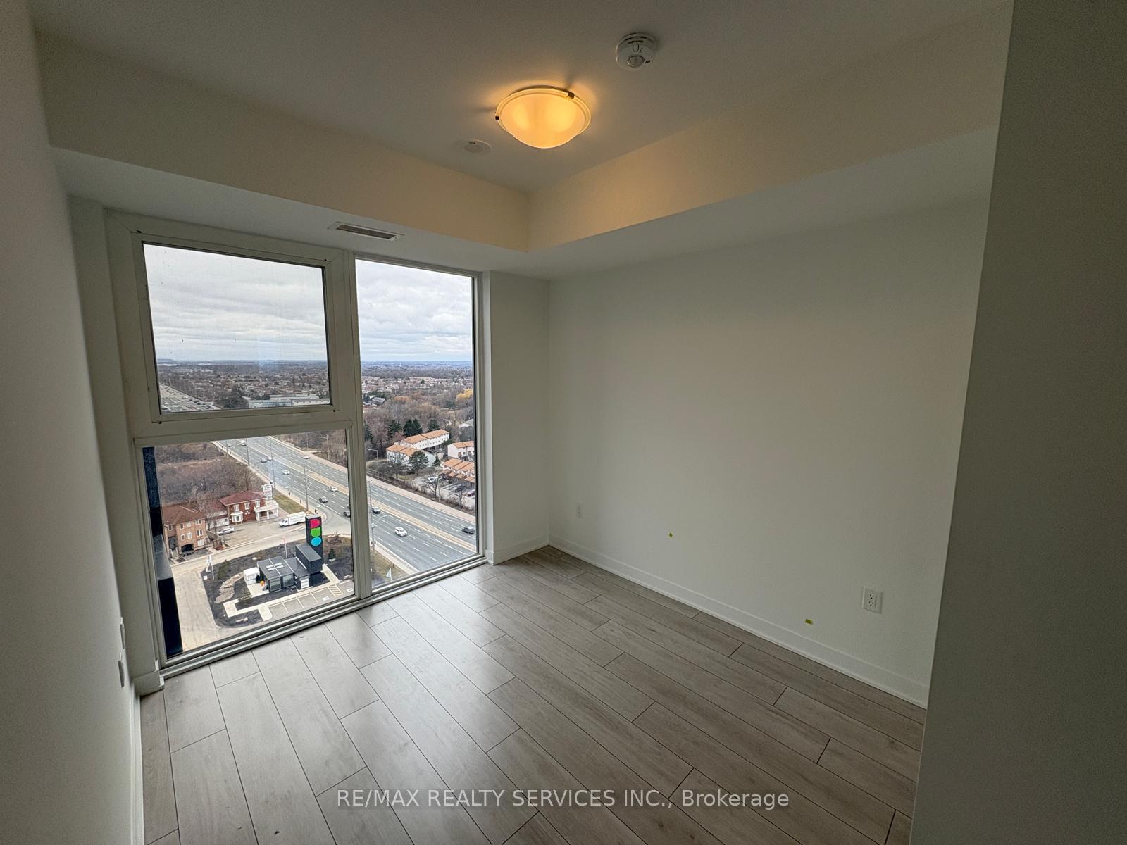 Photo 6 of Unit 1505, 260 Malta Avenue E, Brampton, Fletcher's Creek South — HOMEH
