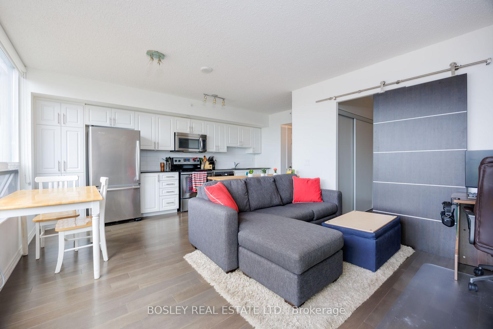 Photo 9 of Unit 710, 280 Donlands Avenue, Toronto, Danforth Village-East York — HOMEH