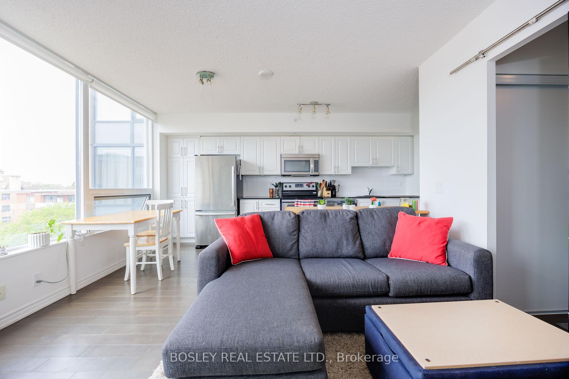 Photo 3 of Unit 710, 280 Donlands Avenue, Toronto, Danforth Village-East York — HOMEH