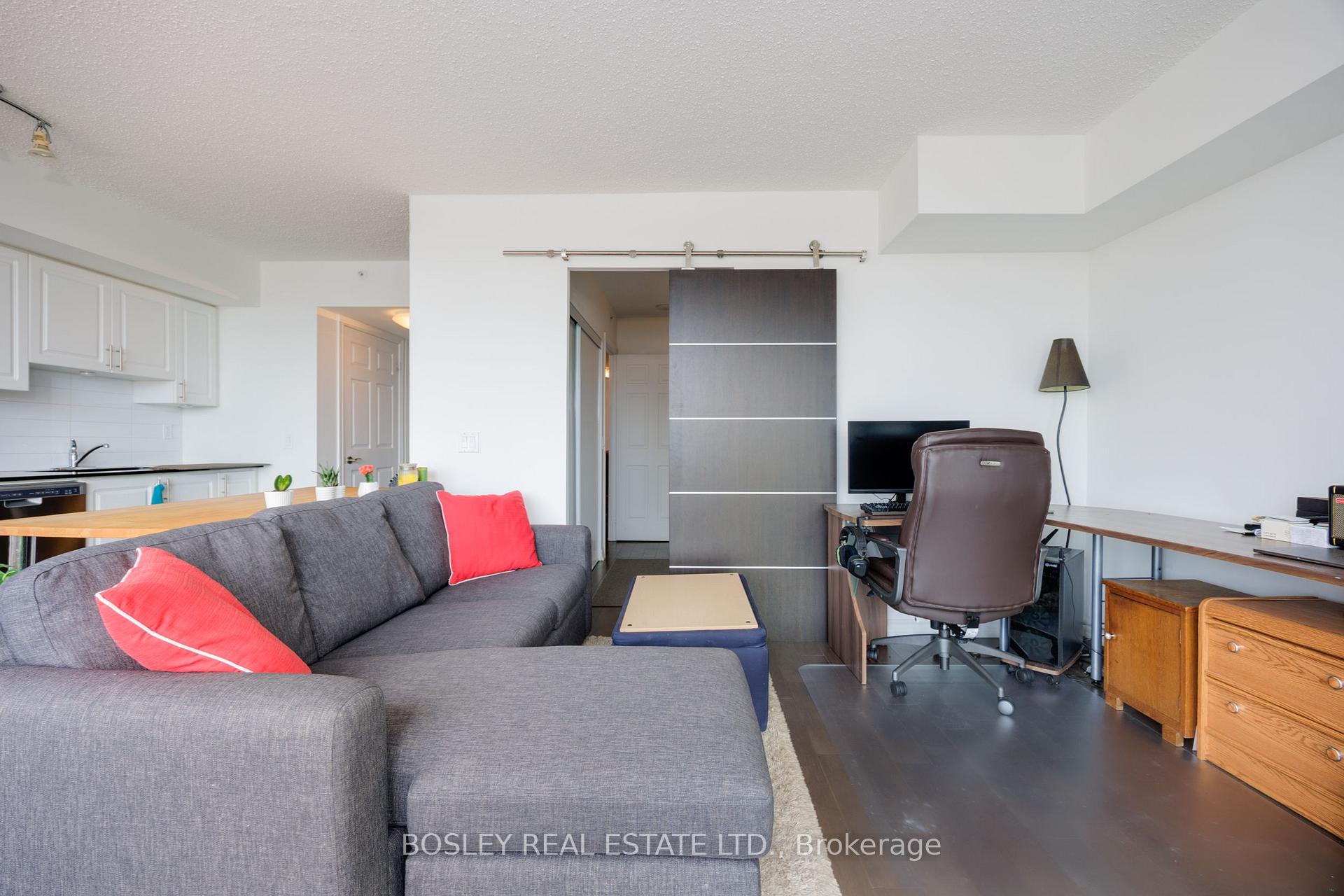 Photo 6 of Unit 710, 280 Donlands Avenue, Toronto, Danforth Village-East York — HOMEH