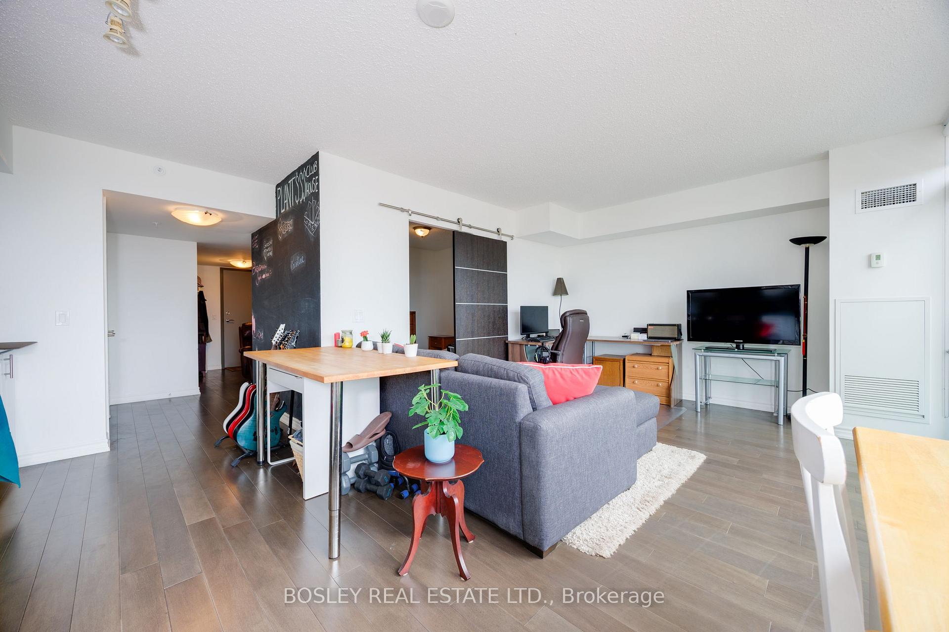 Photo 8 of Unit 710, 280 Donlands Avenue, Toronto, Danforth Village-East York — HOMEH
