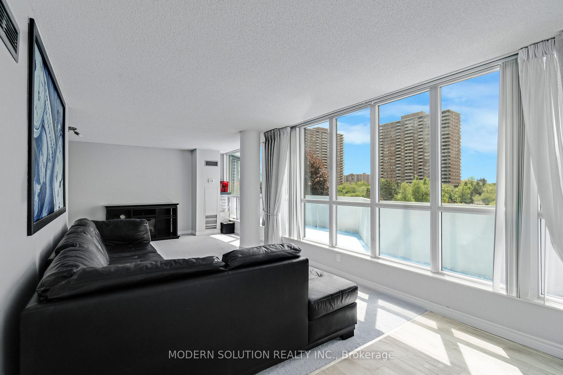 Photo 6 of Unit 312, 3 Rowntree Road, Etobicoke, Mount Olive-Silverstone-Jamestown — HOMEH