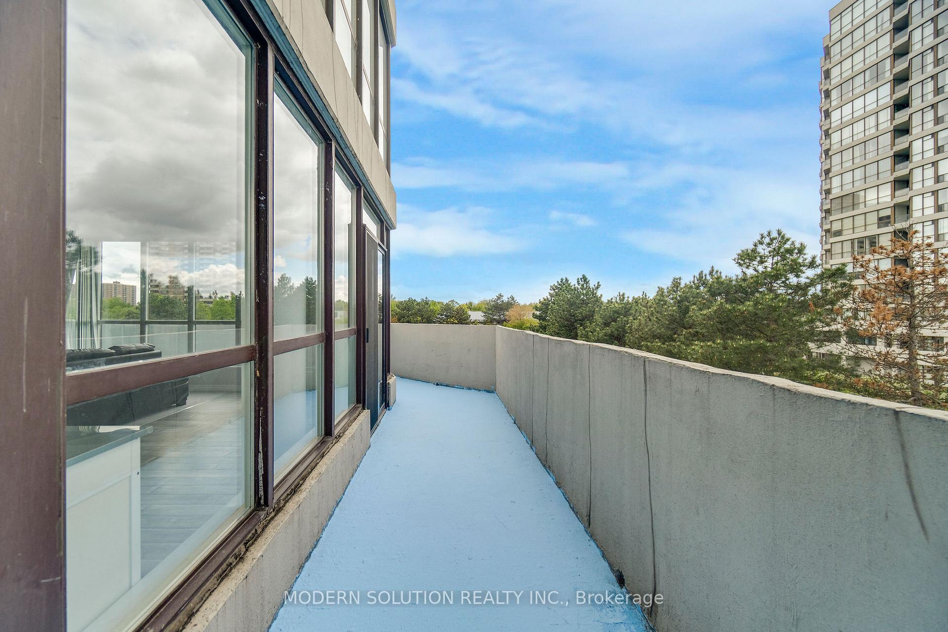 Photo 22 of Unit 312, 3 Rowntree Road, Etobicoke, Mount Olive-Silverstone-Jamestown — HOMEH