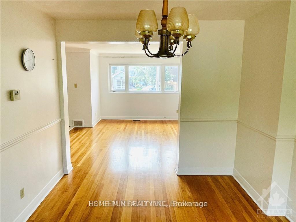 Photo 8 of 825 A Maitland Avenue, Ottawa, McKellar Heights — HOMEH