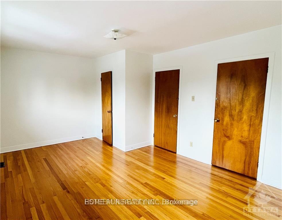 Photo 16 of 825 A Maitland Avenue, Ottawa, McKellar Heights — HOMEH