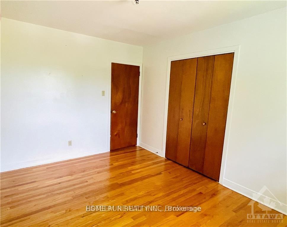 Photo 17 of 825 A Maitland Avenue, Ottawa, McKellar Heights — HOMEH
