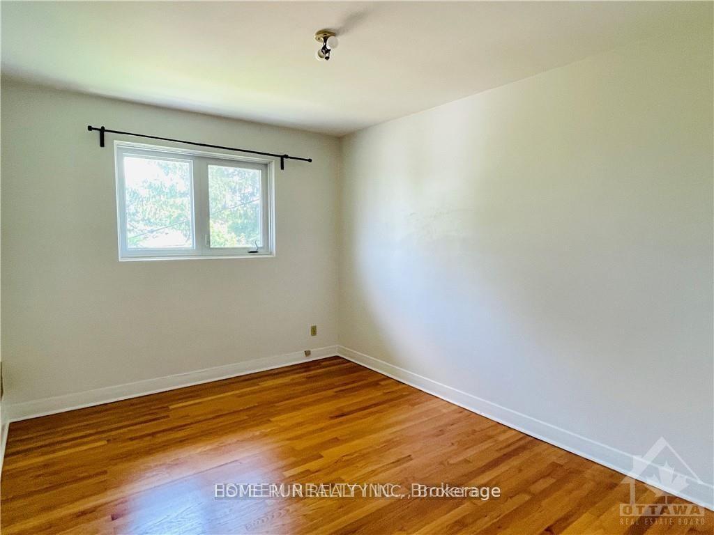 Photo 20 of 825 A Maitland Avenue, Ottawa, McKellar Heights — HOMEH