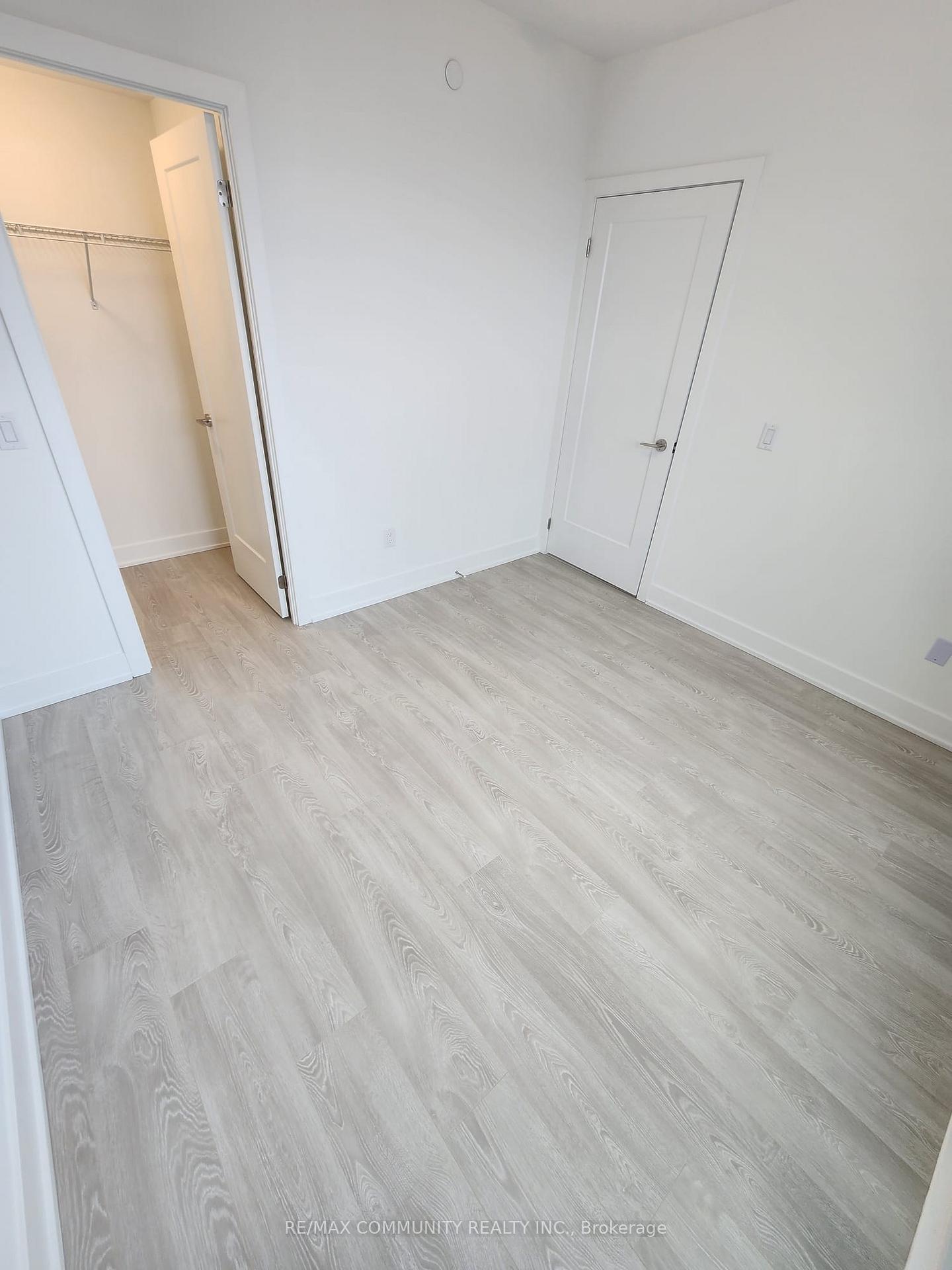 Photo 7 of Unit 2519, 2545 Simcoe St Street N, Oshawa, Windfields — HOMEH