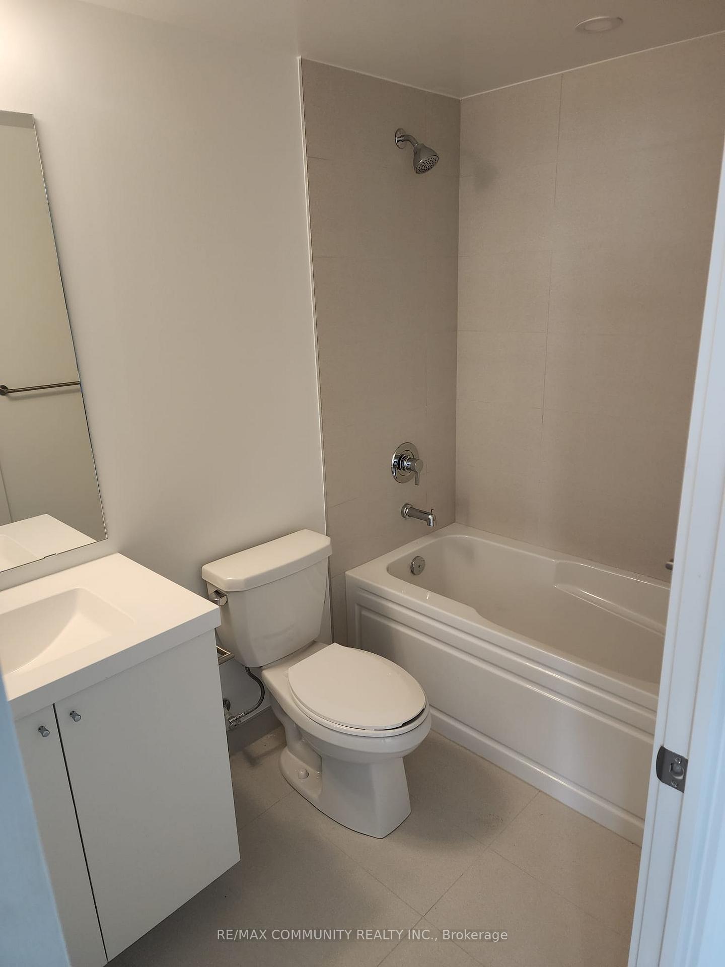 Photo 8 of Unit 2519, 2545 Simcoe St Street N, Oshawa, Windfields — HOMEH