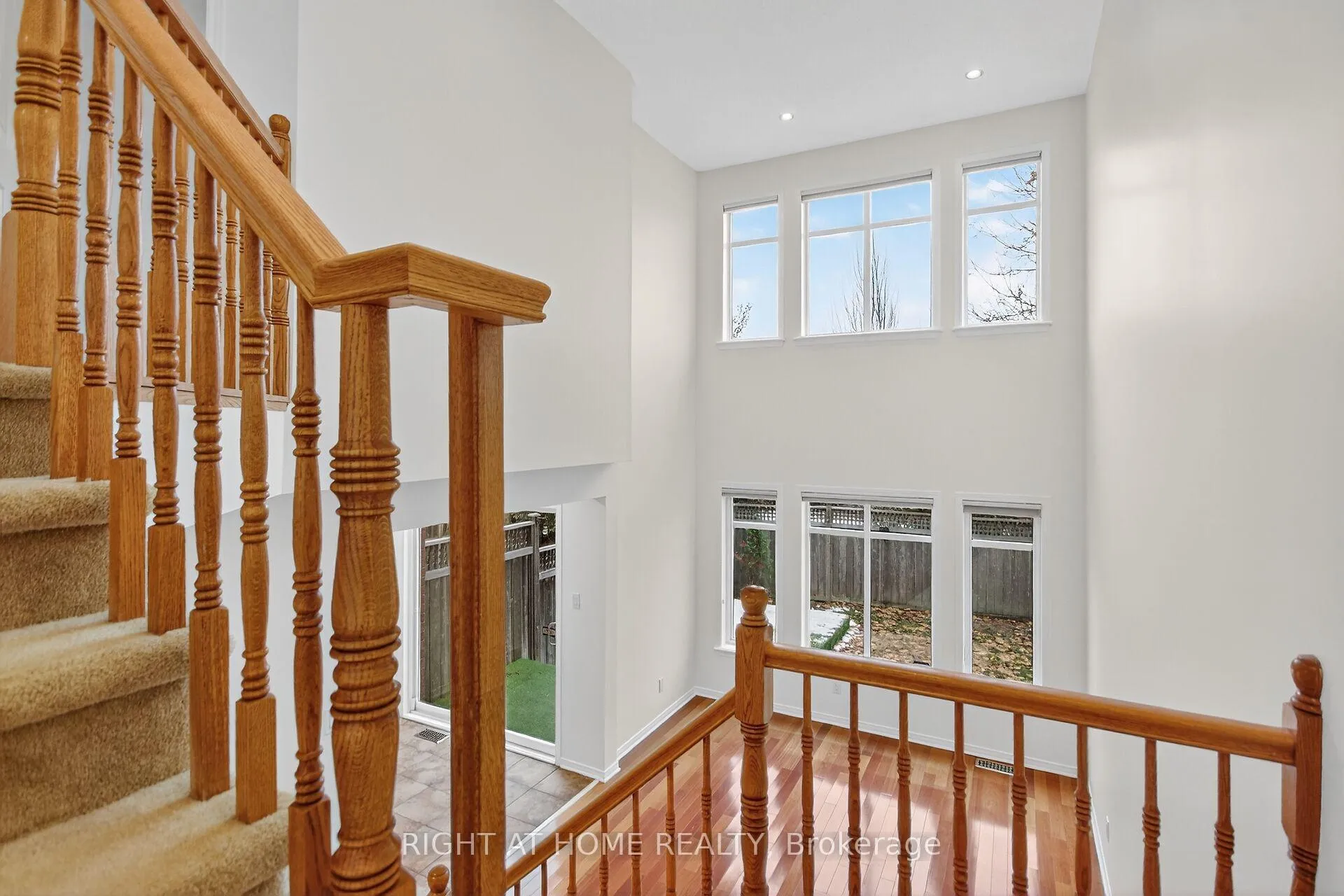 Photo 15 of 302 Goldridge Drive, Ottawa, Kanata - Kanata Lakes/Heritage Hills — HOMEH