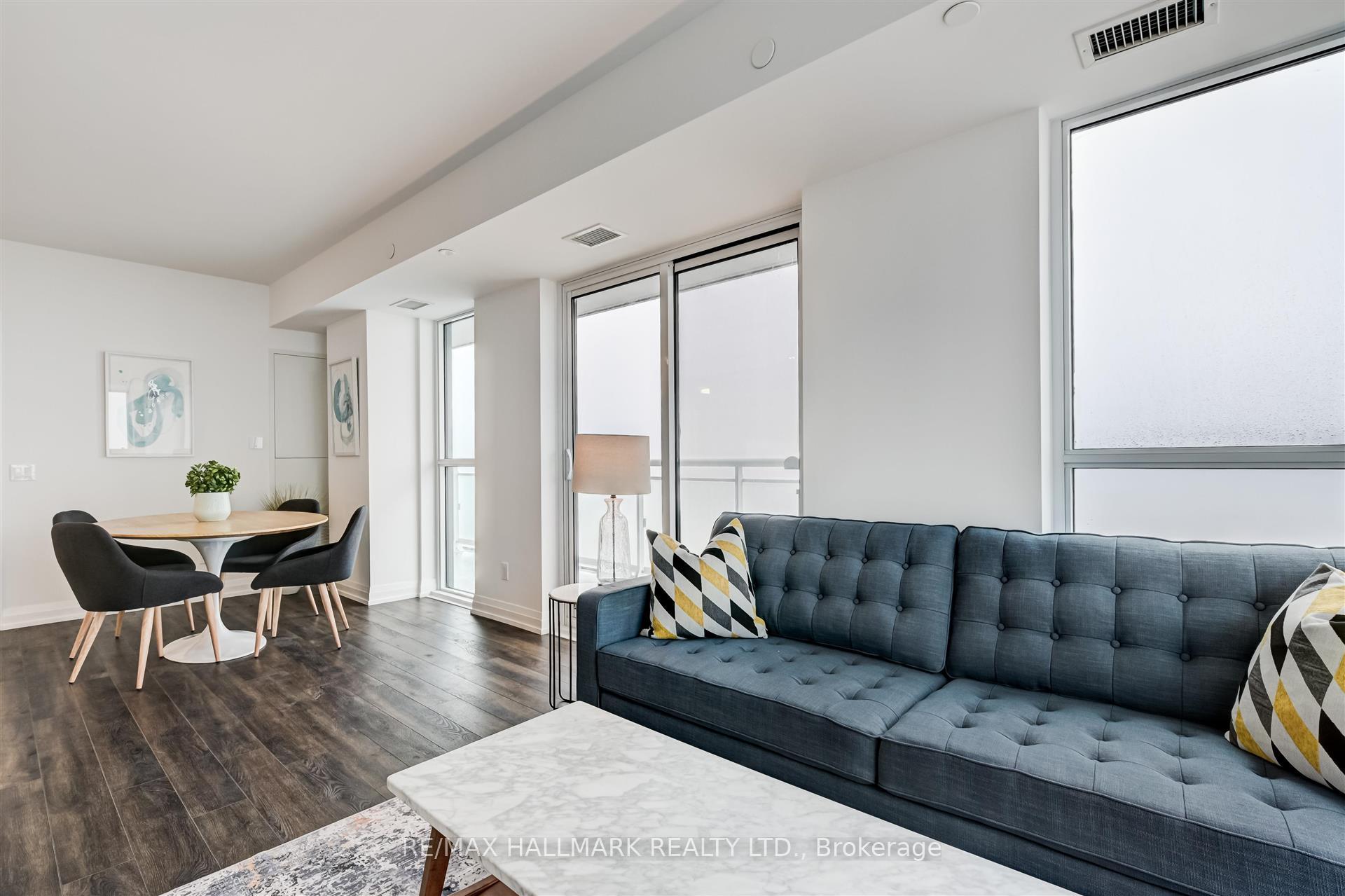 Photo 11 of Unit 2701, 286 Main Street, Toronto, East End-Danforth — HOMEH